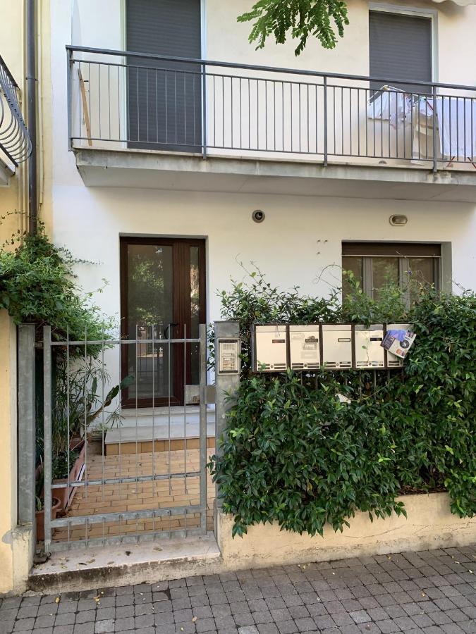 Appartamento Casa Giardino - Affitti Brevi Italia Rimini Exteriér fotografie
